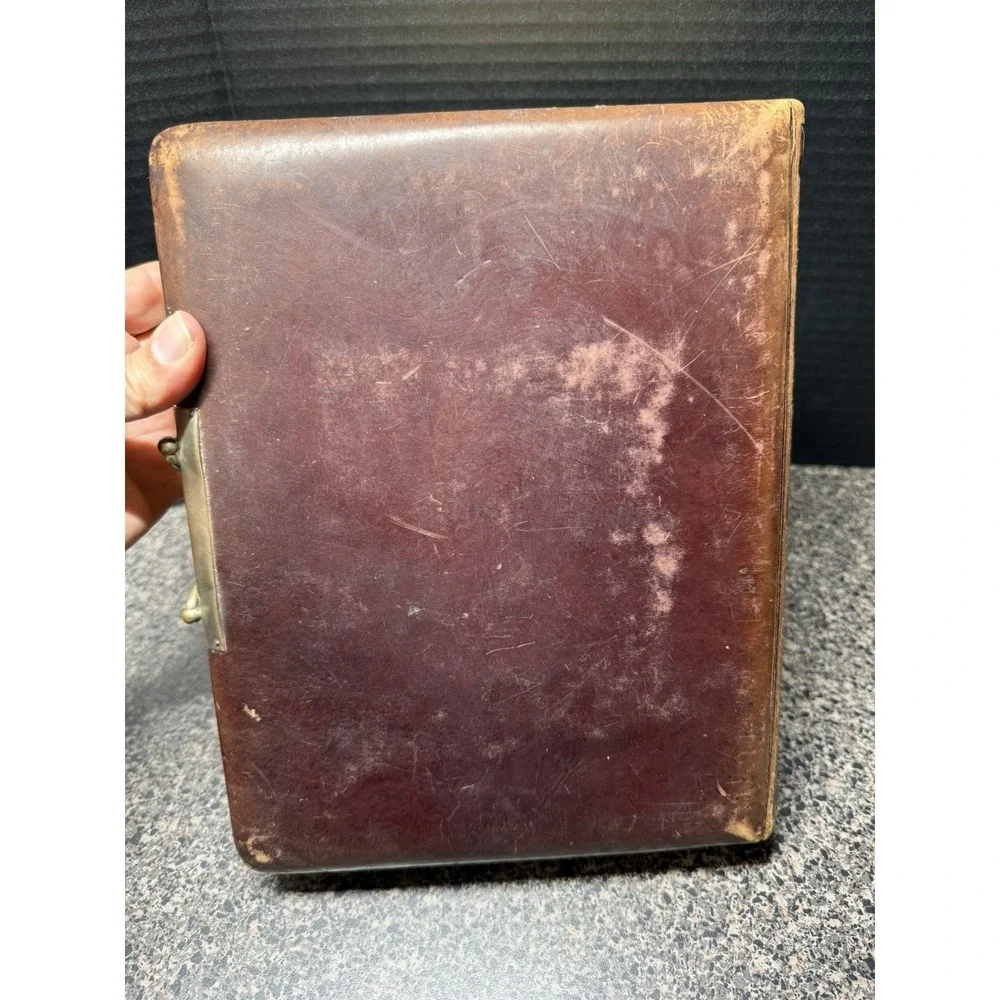 Antique Victorian Leather Photo Album Cabinet Card CDV Brass Clasp 11